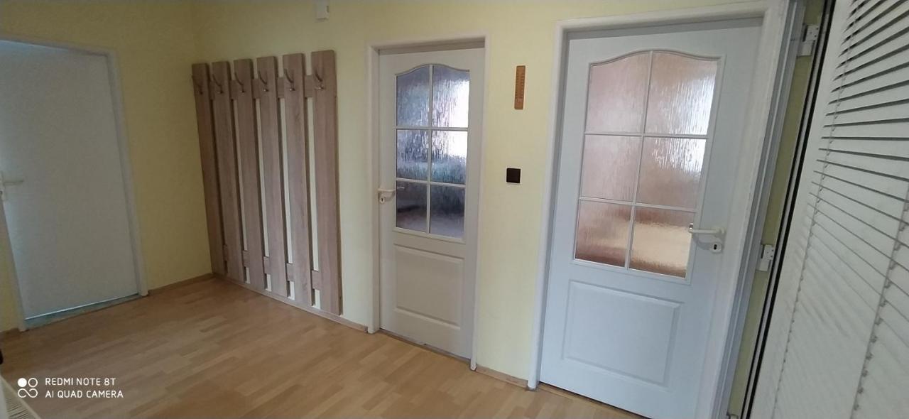 Liptovský Mikuláš Apartman Stano מראה חיצוני תמונה